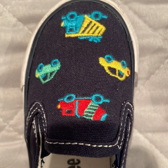 Gymboree NWOT Embroidery embellished sneakers - Picture 5 of 5